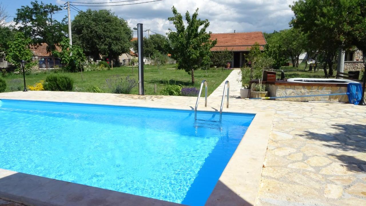 Villa Stone Medal Drniš Exteriér fotografie