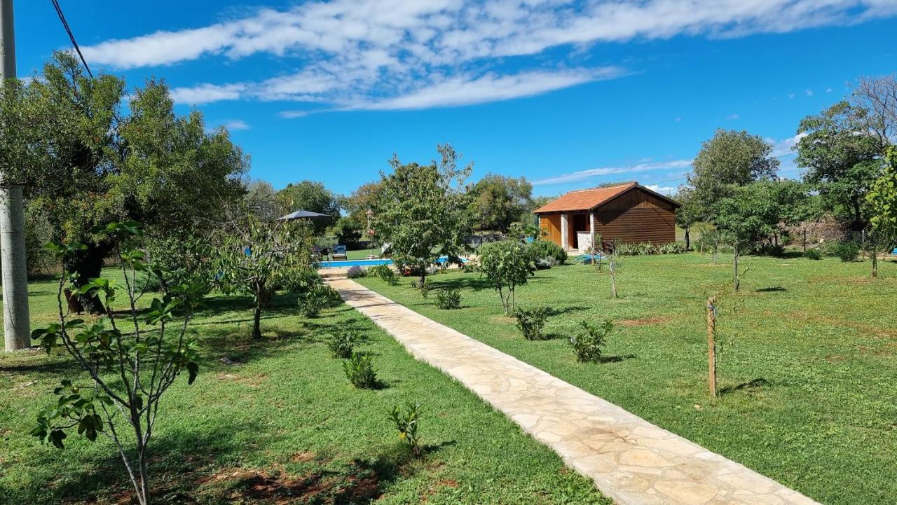 Villa Stone Medal Drniš Exteriér fotografie