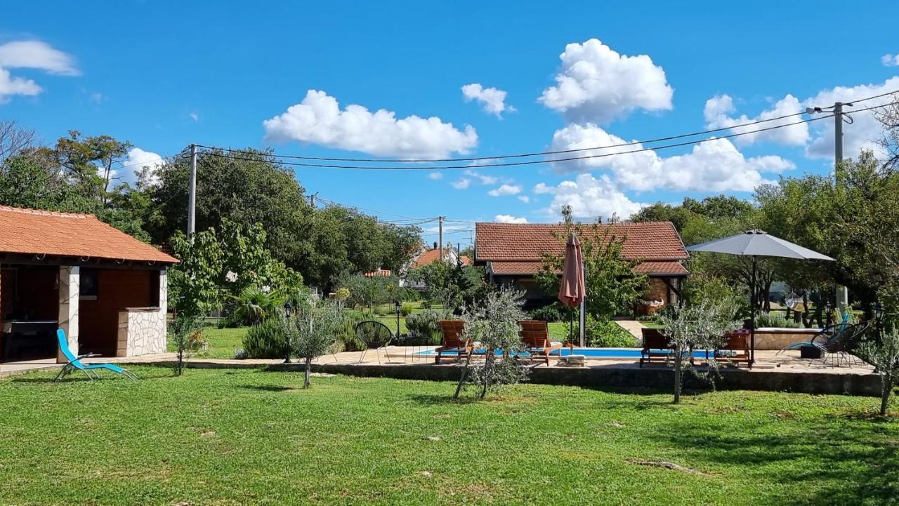 Villa Stone Medal Drniš Exteriér fotografie