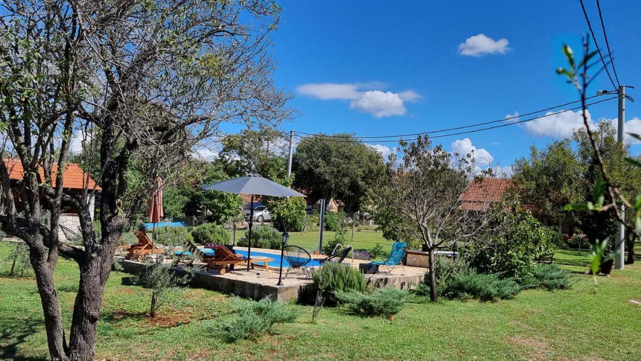Villa Stone Medal Drniš Exteriér fotografie