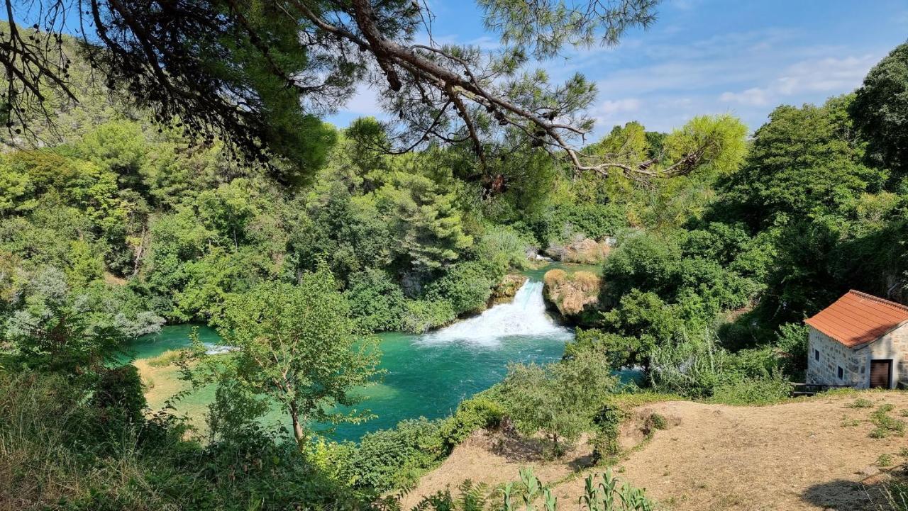 Villa Stone Medal Drniš Exteriér fotografie